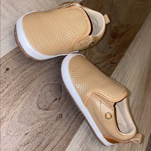 Toddler girl slip ons